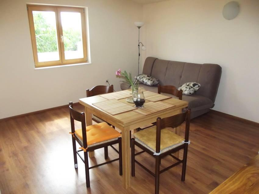 Apartmani Juliska Pirovac Εξωτερικό φωτογραφία